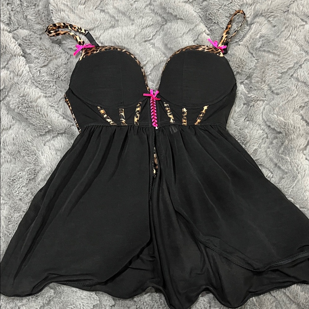 Black Senza Babydoll Lingerie with Leopard Trim and Hot Pink Accents